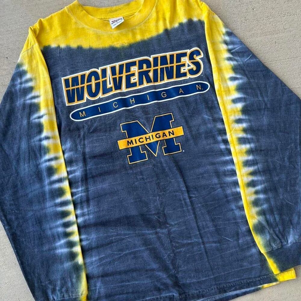 Vintage 90s Michigan Wolverines Long Sleeve Shirt